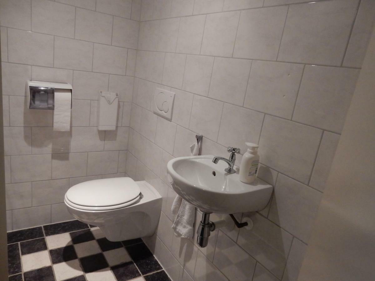 Bed And Breakfast "De Smousenhoek" Ouddorp Exterior foto